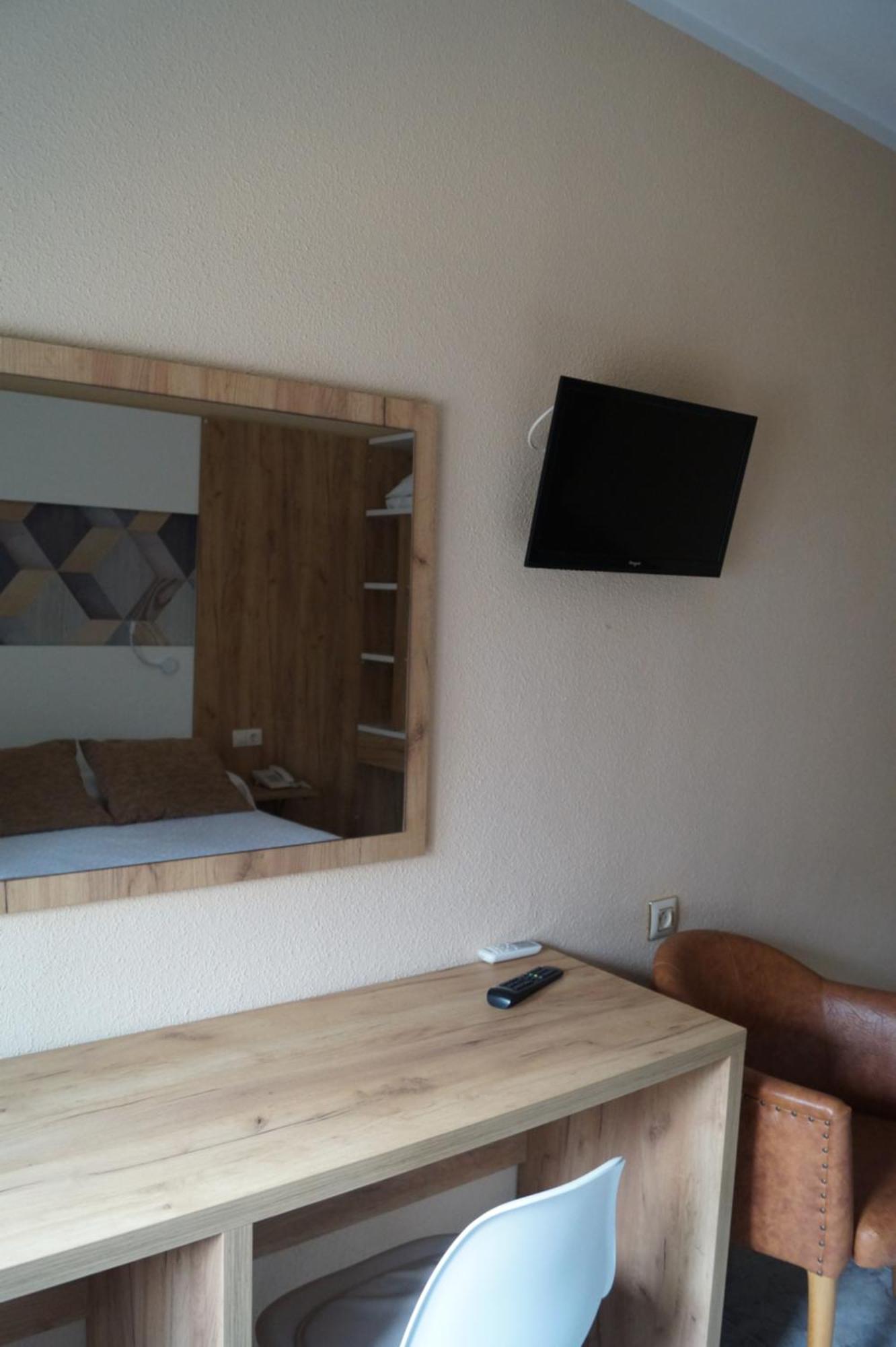 Hostal Real Пласенсия Экстерьер фото