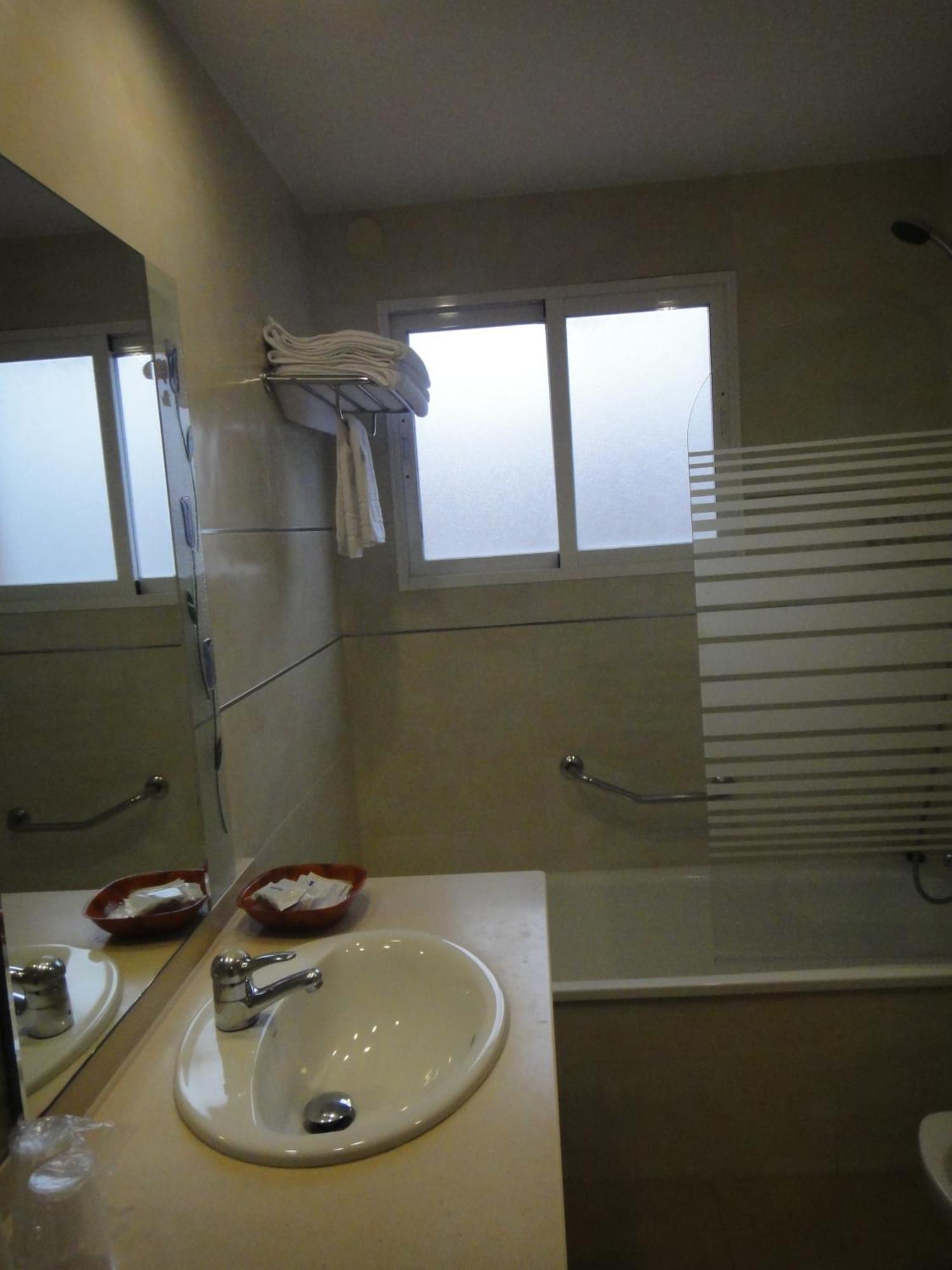 Hostal Real Пласенсия Экстерьер фото